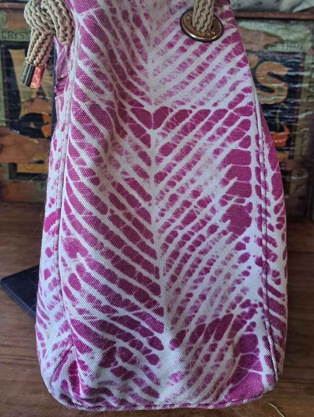 Michael Kors Marina Tote Cobweb Raspberry Pink White Canvas Tropical Tie Dye - Picture 4 of 13